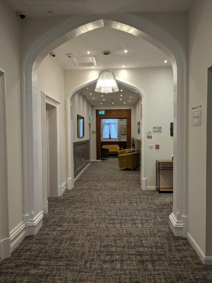 Hazeldean Hotel Prestwich Exterior photo