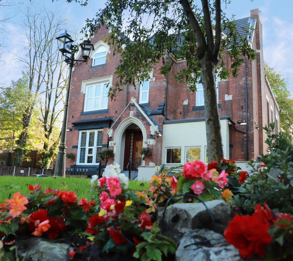 Hazeldean Hotel Prestwich Exterior photo